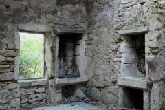 LE VILLAGE TROGLODYTIQUE DE BARRY / LE MASSIF DE BARRY & LE CHÂTEAU DE BARRY (26-84) LE 31/05/2021