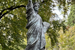 La Statue  de la Liberté au Jardin du Luxembourg (75006)